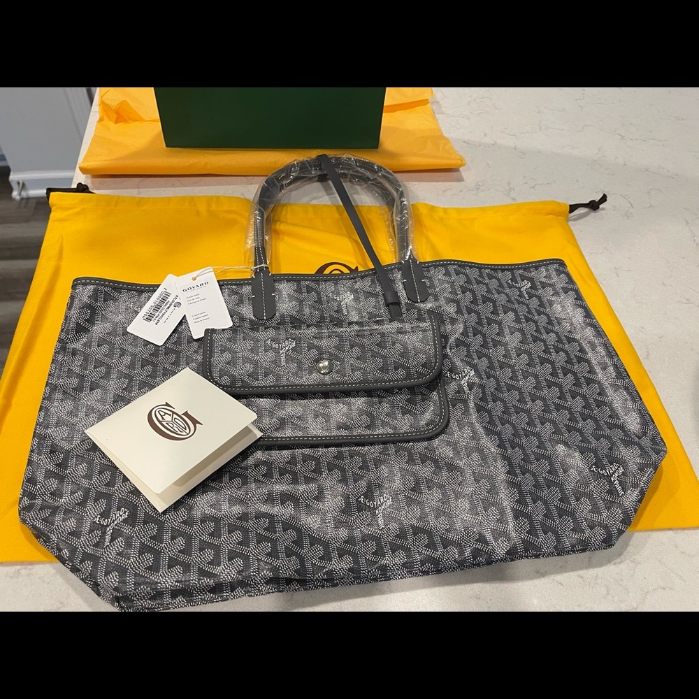 Goyard St. Louis PM Gray